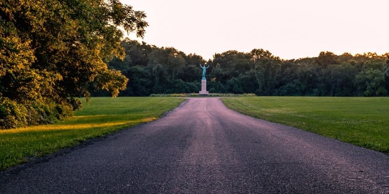 Crain’s highlights Allerton Park as one-tank road trip from Chicago