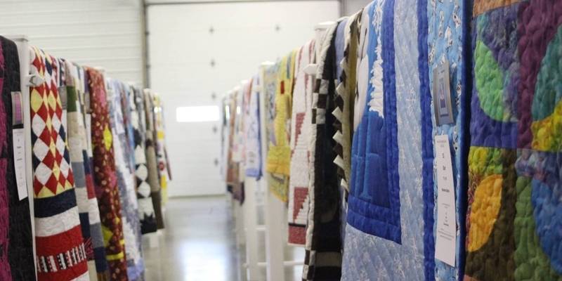 29th Annual Arthur Quilt Show and Auction happening April 19-21