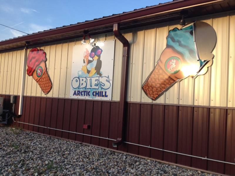 Pizza and ice cream worth the trek to Obie’s Arctic Chill